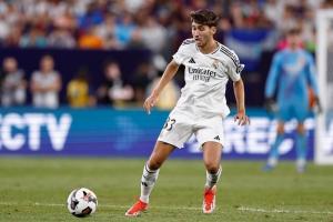 罗马诺：皇马左后卫奥布拉多尔将前往本菲卡，交易已经敲定