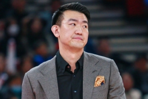 华体会网页版-好好休息备战半决赛！王博更衣室喊话：大家都很好完成了赛前安排